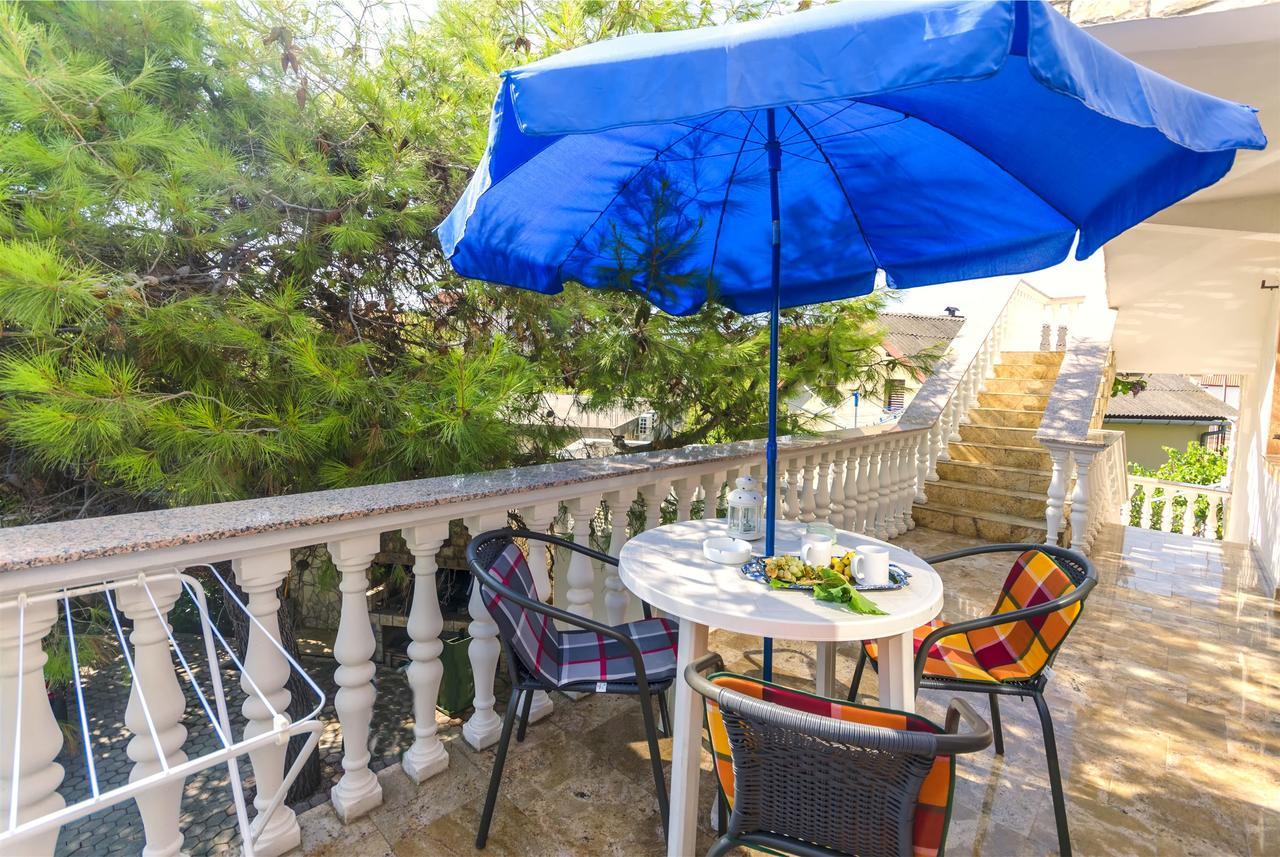 Apartments Miljenka Vodice Eksteriør billede