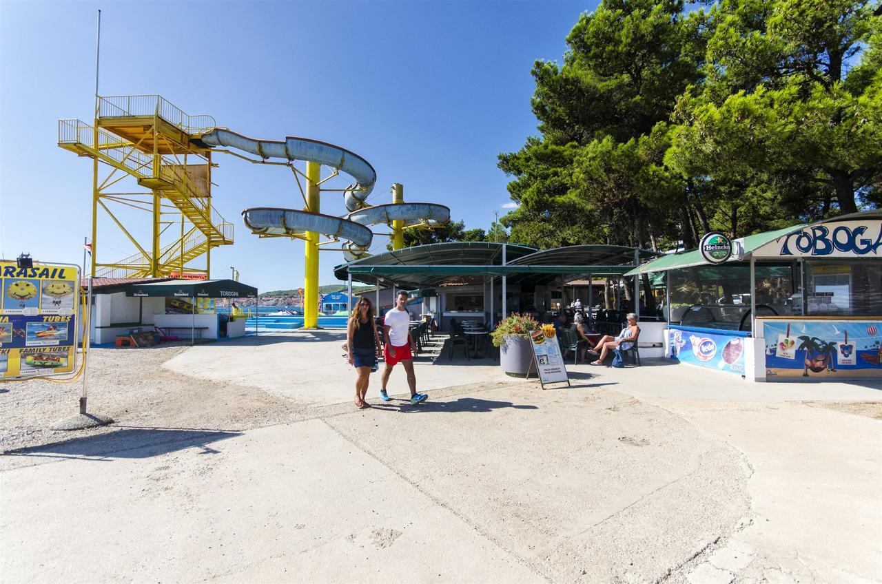 Apartments Miljenka Vodice Eksteriør billede